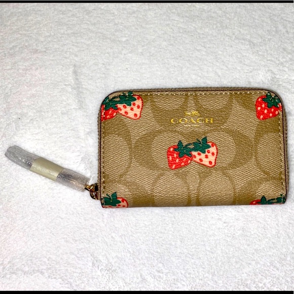 Coach Handbags - Coach wallet